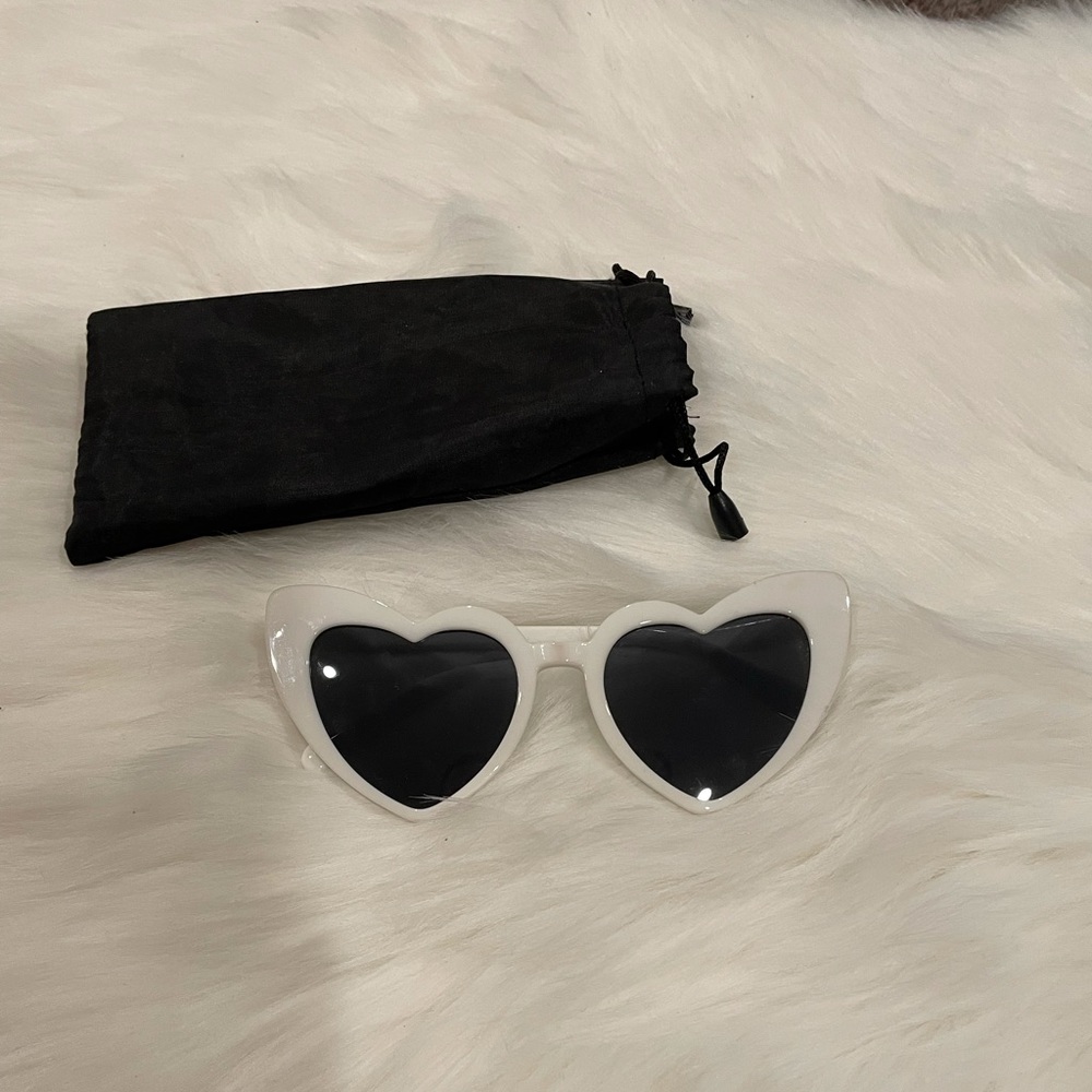 Paris Hilton white heart shaped cat eye sunglasses
